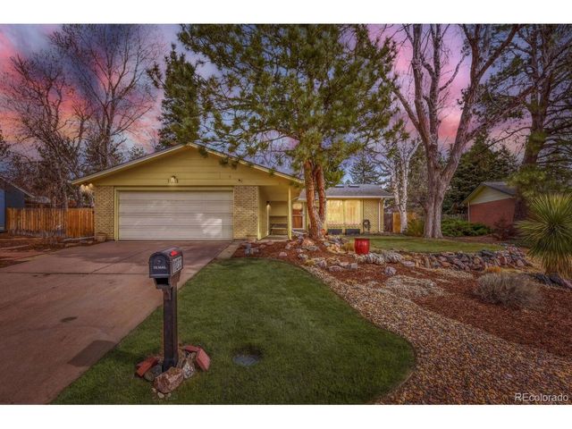 11233 E Harvard Dr, Aurora, CO 80014