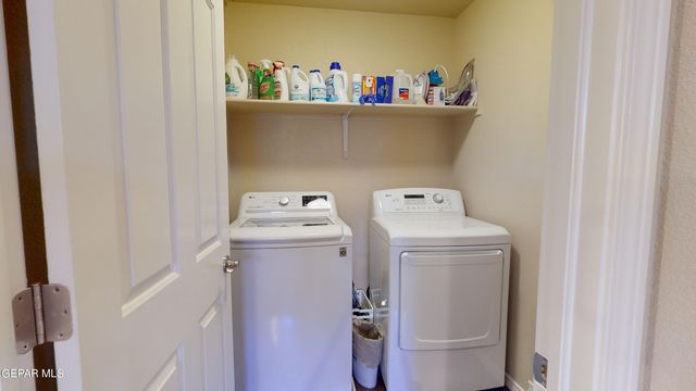 6689 Red Canyon Sage Lane, El Paso, TX 79912