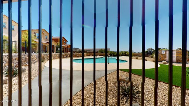 6689 Red Canyon Sage Lane, El Paso, TX 79912