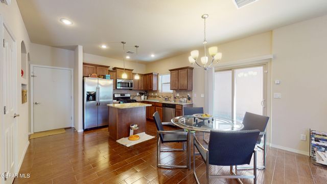 6689 Red Canyon Sage Lane, El Paso, TX 79912