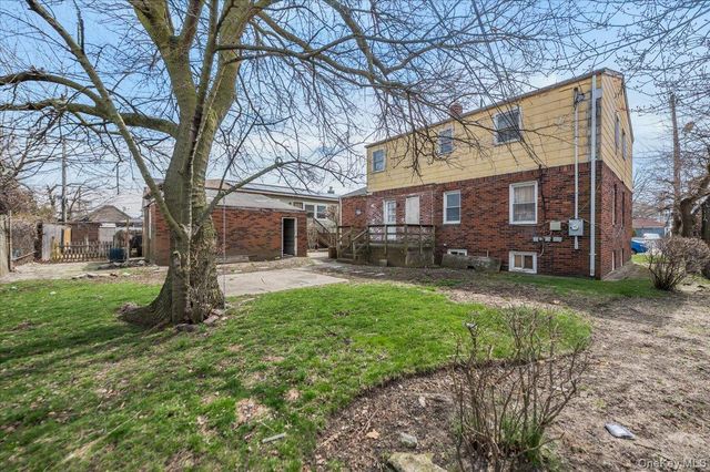 15 E Hudson Street, Long Beach, NY 11561