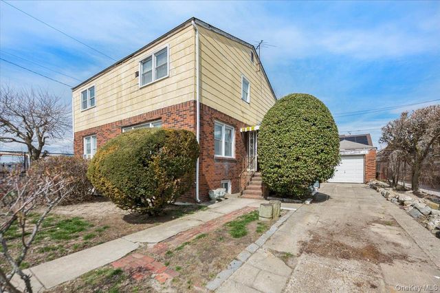 15 E Hudson Street, Long Beach, NY 11561
