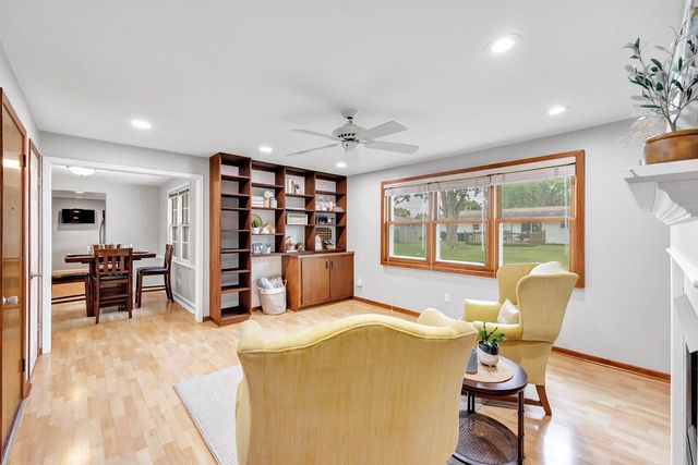 1010 ROBIN STREET, De Pere, WI 54115