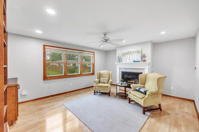 1010 ROBIN STREET, De Pere, WI 54115