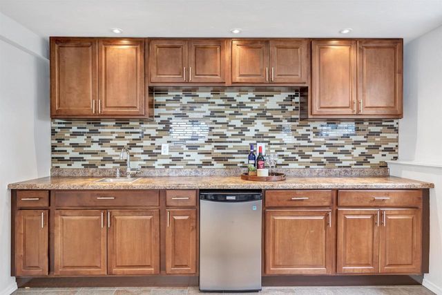 1010 ROBIN STREET, De Pere, WI 54115