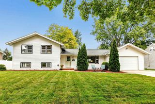 1010 ROBIN STREET, De Pere, WI 54115