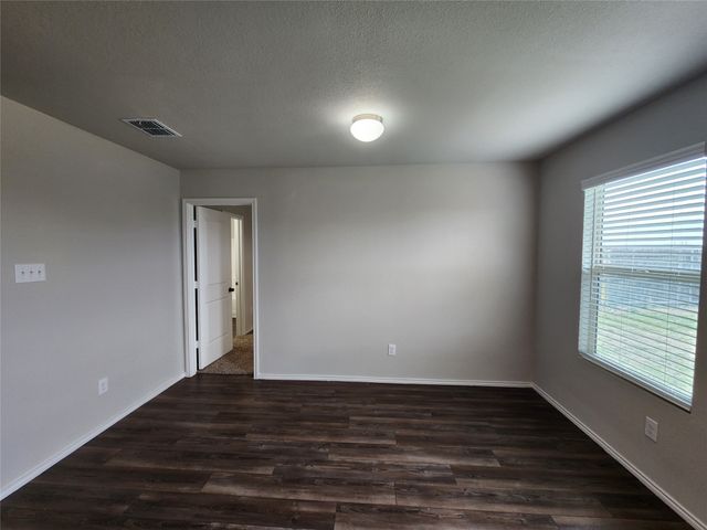 14428 Cloudview Way, Fort Worth, TX 76052