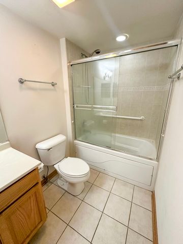3258 N Harlem Avenue 209, Chicago, IL 60634