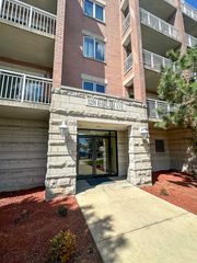 3258 N Harlem Avenue 209, Chicago, IL 60634