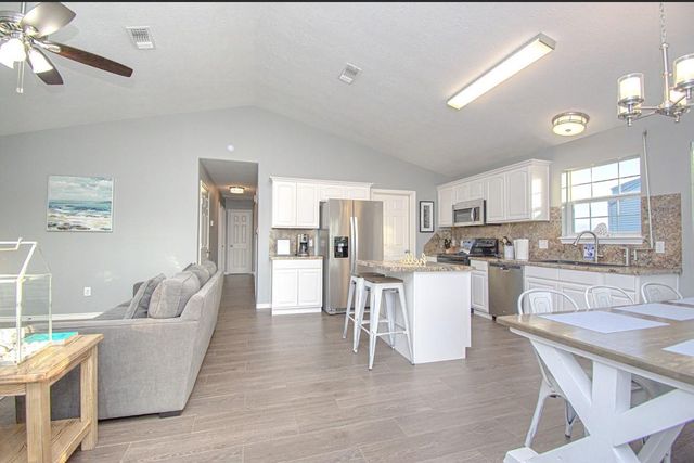 13714 Pirates Beach Boulevard, Galveston, TX 77554