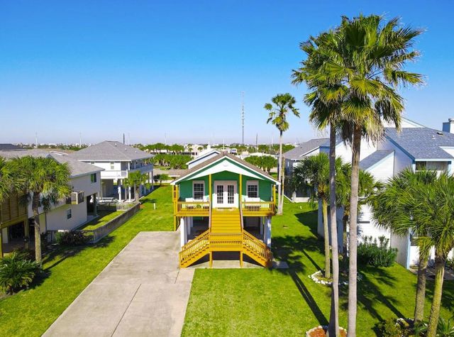 13714 Pirates Beach Boulevard, Galveston, TX 77554