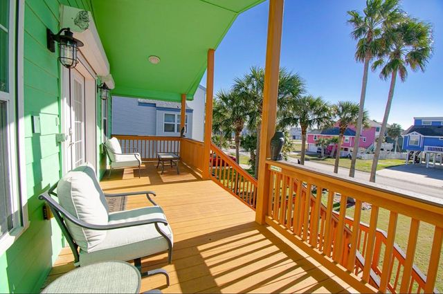 13714 Pirates Beach Boulevard, Galveston, TX 77554