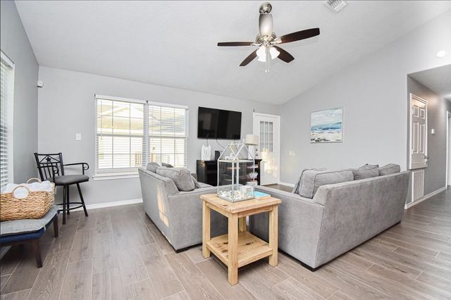 13714 Pirates Beach Boulevard, Galveston, TX 77554