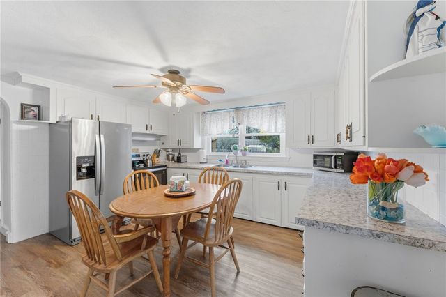 40 Shortway Drive, West Warwick, RI 02893