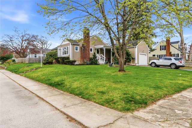 40 Shortway Drive, West Warwick, RI 02893