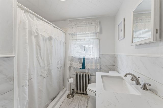 40 Shortway Drive, West Warwick, RI 02893