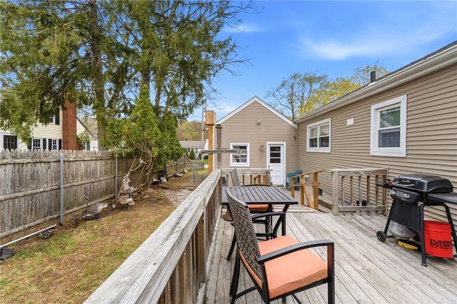 40 Shortway Drive, West Warwick, RI 02893