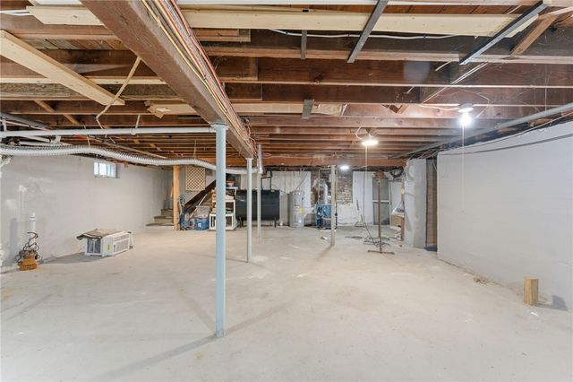 40 Shortway Drive, West Warwick, RI 02893