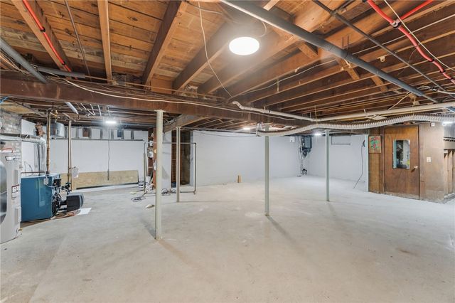 40 Shortway Drive, West Warwick, RI 02893