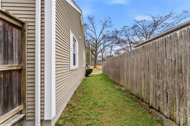 40 Shortway Drive, West Warwick, RI 02893