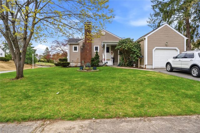 40 Shortway Drive, West Warwick, RI 02893