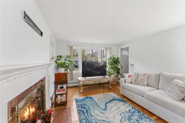 40 Shortway Drive, West Warwick, RI 02893