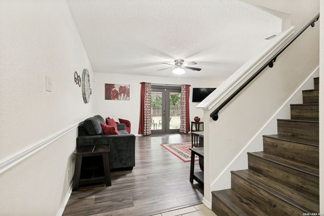 8842 Charter Pt., San Antonio, TX 78250
