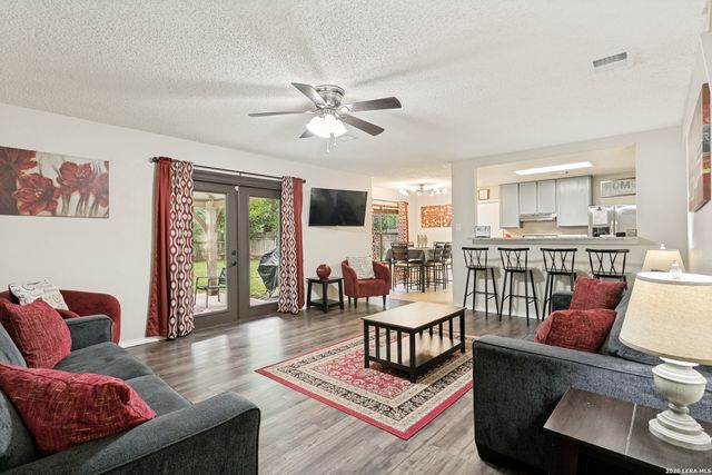 8842 Charter Pt., San Antonio, TX 78250