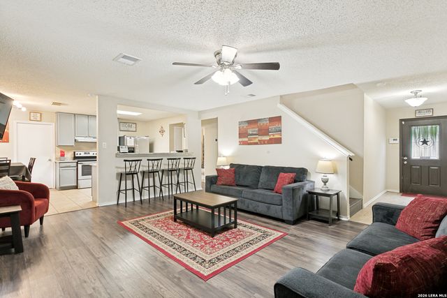 8842 Charter Pt., San Antonio, TX 78250