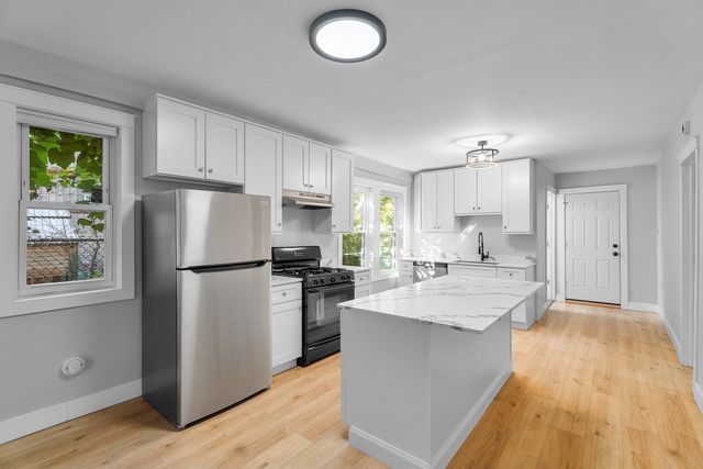 1406 N Kildare Avenue 1, Chicago, IL 60651