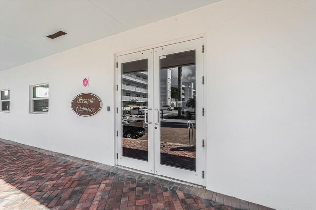 2014 S Federal Highway 308, Boynton Beach, FL 33435