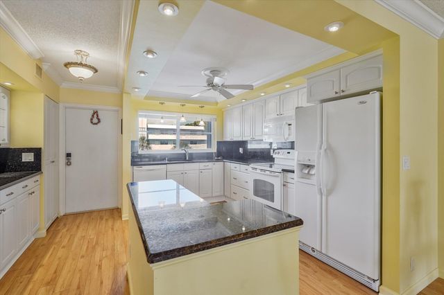 2014 S Federal Highway 308, Boynton Beach, FL 33435