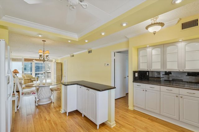 2014 S Federal Highway 308, Boynton Beach, FL 33435