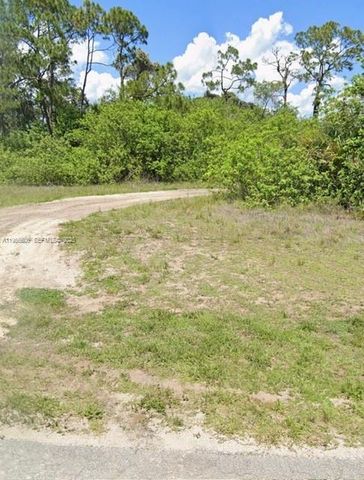 3025 E BRIARWOOD CIR, La Belle, FL 33935