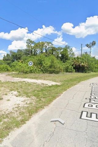 3025 E BRIARWOOD CIR, La Belle, FL 33935