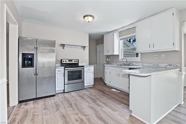 1104 Hazel AVE, Chesapeake, VA 23325