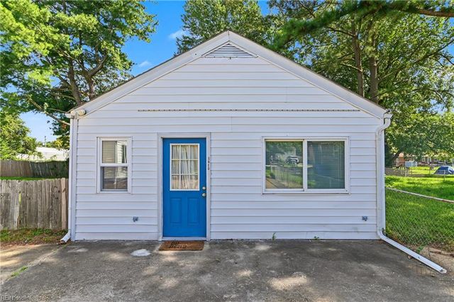 1104 Hazel AVE, Chesapeake, VA 23325