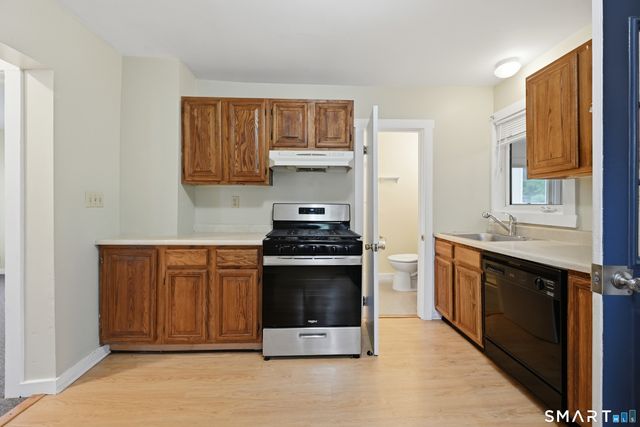 17 Lake Avenue, Danbury, CT 06810