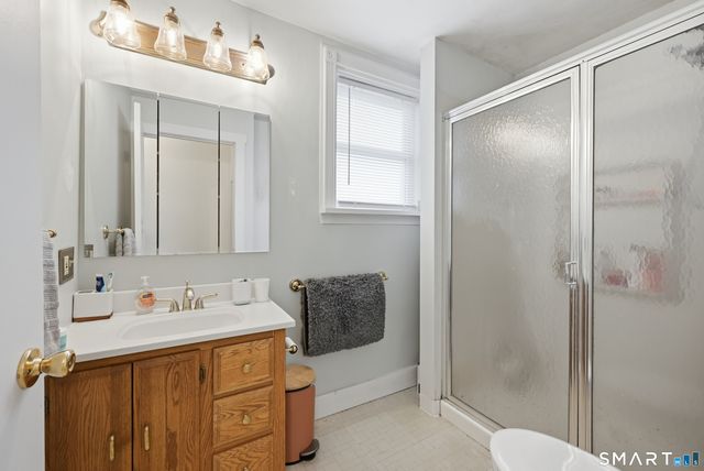 17 Lake Avenue, Danbury, CT 06810