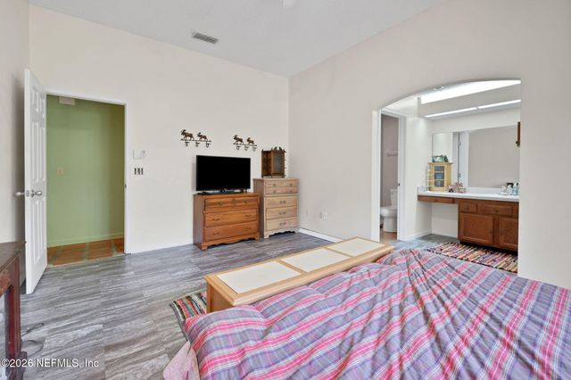 2460 EGRETS GLADE Drive, Jacksonville, FL 32224