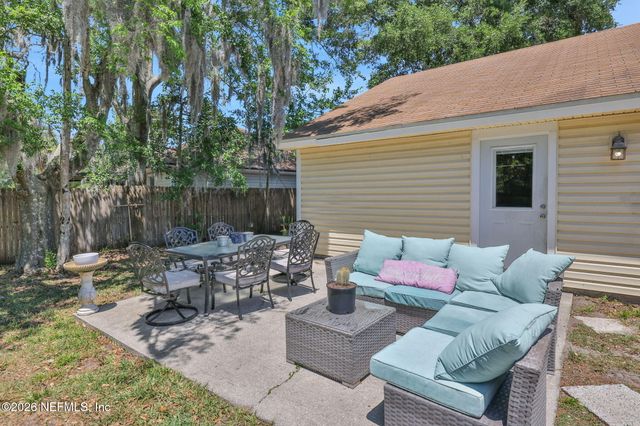 2460 EGRETS GLADE Drive, Jacksonville, FL 32224