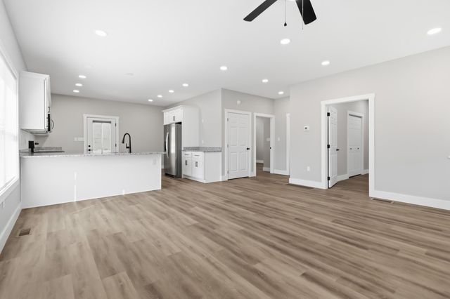 195 Hobart Lane, Nancy, KY 42544