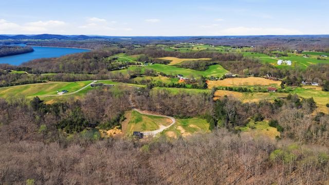 195 Hobart Lane, Nancy, KY 42544