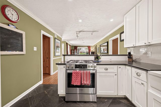 2126 Lamonte Lane, Houston, TX 77018