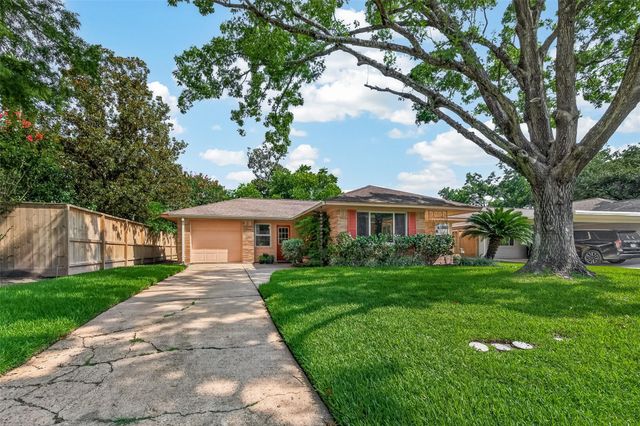2126 Lamonte Lane, Houston, TX 77018