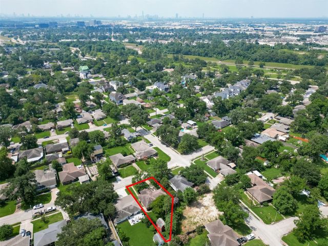 2126 Lamonte Lane, Houston, TX 77018