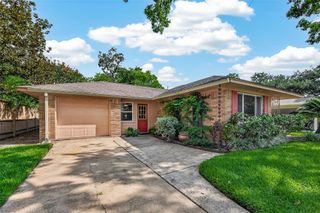 2126 Lamonte Lane, Houston, TX 77018