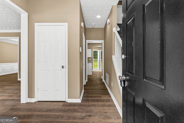 1869 Riverlanding Circle, Lawrenceville, GA 30046