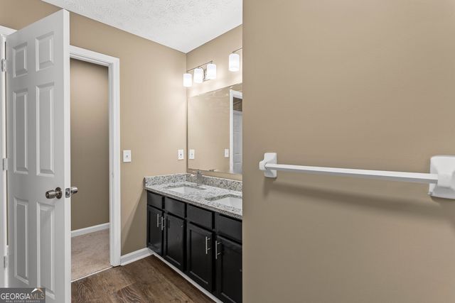 1869 Riverlanding Circle, Lawrenceville, GA 30046
