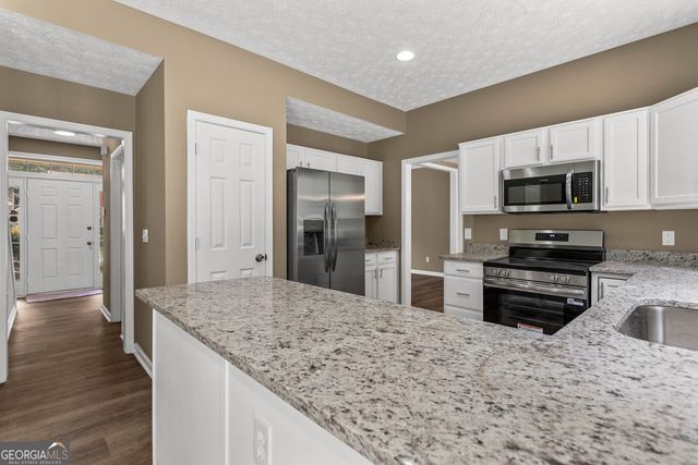 1869 Riverlanding Circle, Lawrenceville, GA 30046